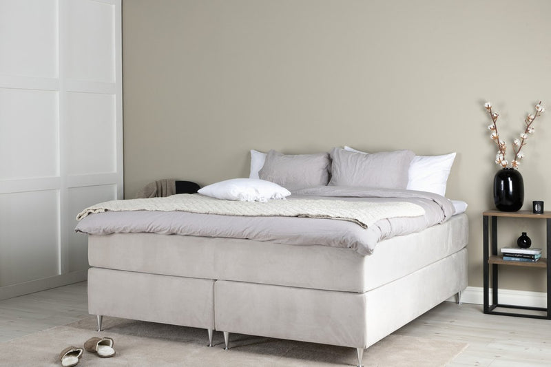 Boise Tweepersoonsbed - 200 x 180 cm - Velvet Beige