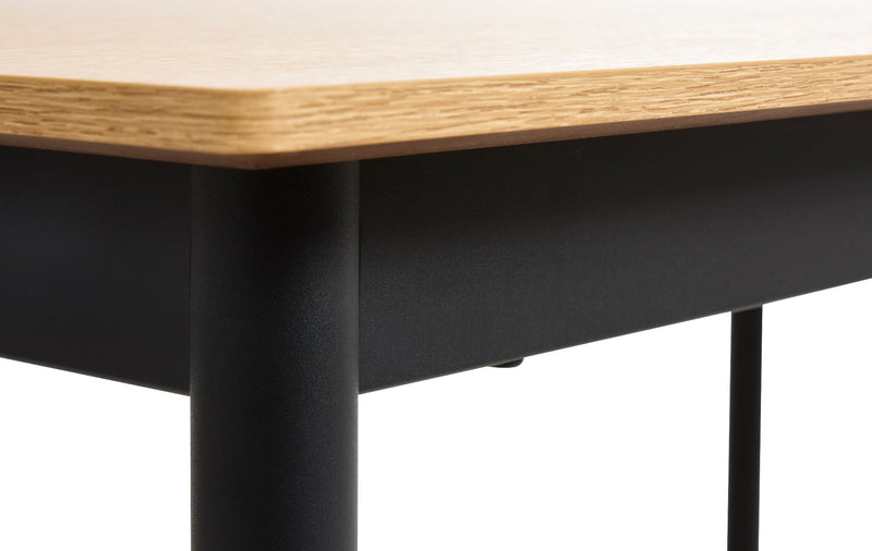 Berley Eetkamertafel - 140 x 85 cm - Eiken  - Eetkamertafels - Rebellenclub