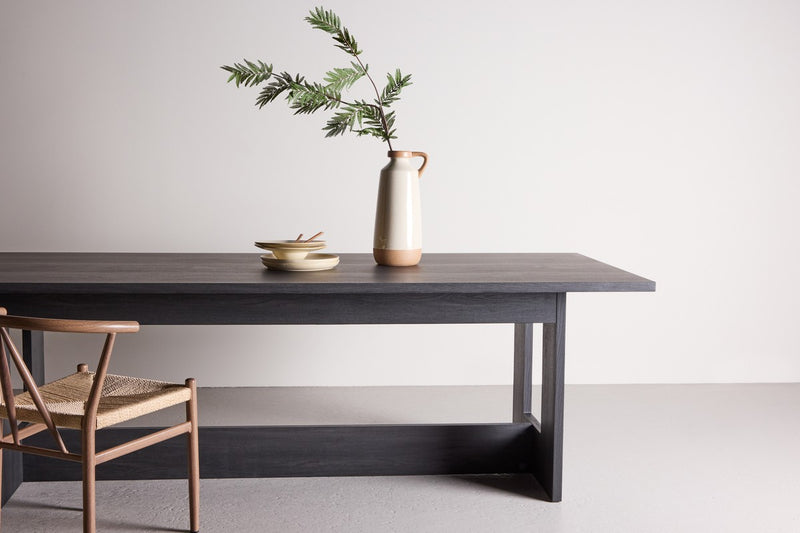 Neko Eetkamertafel - 235 x 100 cm - Zwart - Eetkamertafels - Rebellenclub